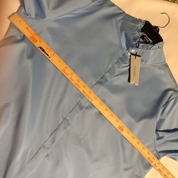 Vonda size 5XL blouse, light blue with bubble sleeves - Picture 10 of 13